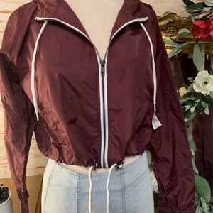 Maroon cropped cinch waisted wind breaker